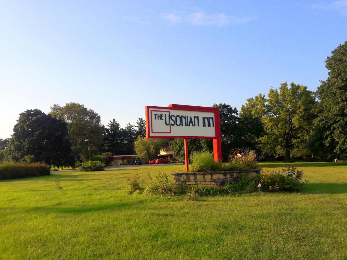 The Usonian Inn Llc Spring Green Exteriör bild